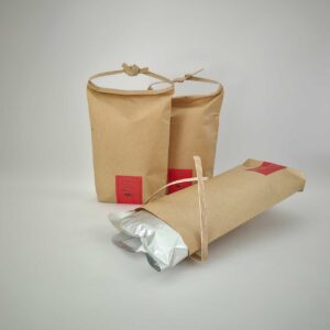 そこまで辛くないけど、まあまあ辛い豚屋のカレー(3袋入）